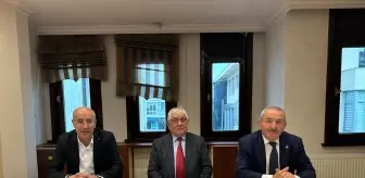 Siyasetçi, düşünür, yazar İsa Yusuf Alptekin İstanbul'da anıldı