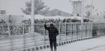 Suriye'nin kuzeyinde bazı kentler yıllar sonra beyaza büründü