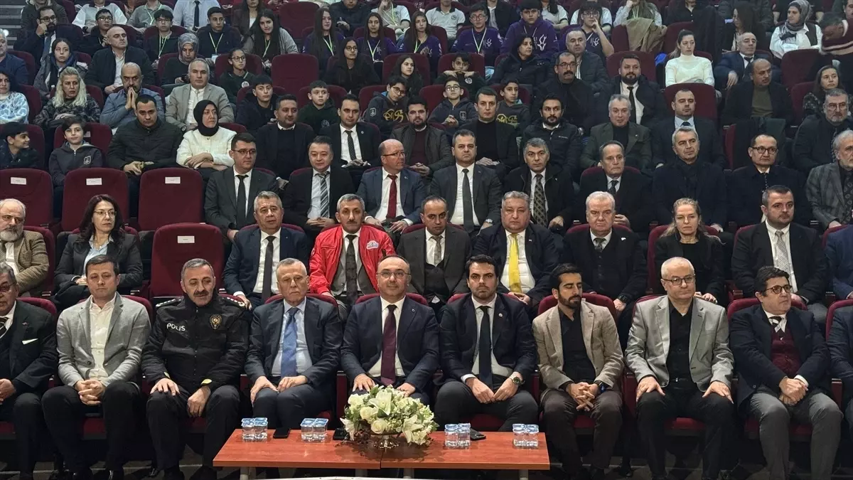 Tekirdağ'da TEKNOFEST'te finale kalan öğrenci ve öğretmenlere başarı belgesi verildi