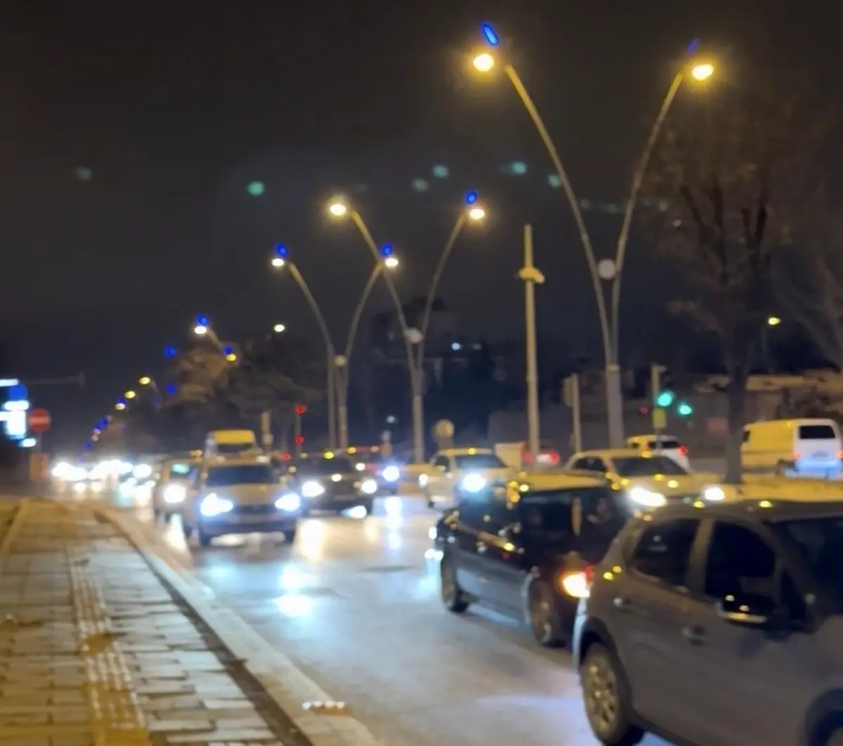 Tırın önüne atlayan şahıs hakkında adli işlem başlatıldı