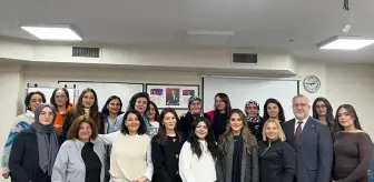 UND'nin kadın tır sürücü adayları mezun oldu