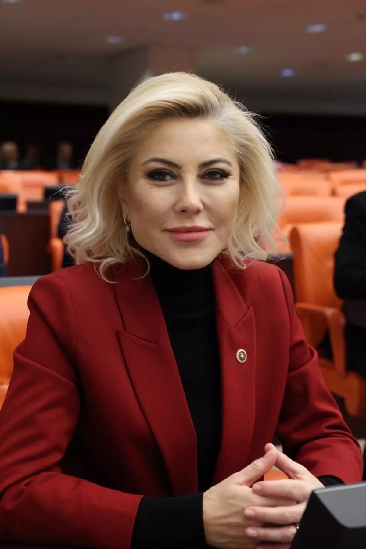 AK Parti'li Bursalı'nın girişimiyle ihtiyaç sahibi aileye sosyal destek