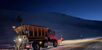 Ardahan-Şavşat kara yolu kontrollü şekilde ulaşıma açıldı