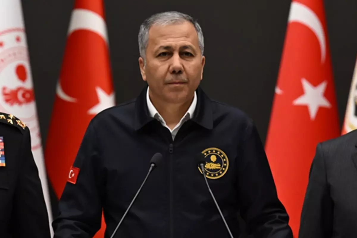 Bakan Yerlikaya: Provokatif paylaşım yapan 16 kişi yakalandı