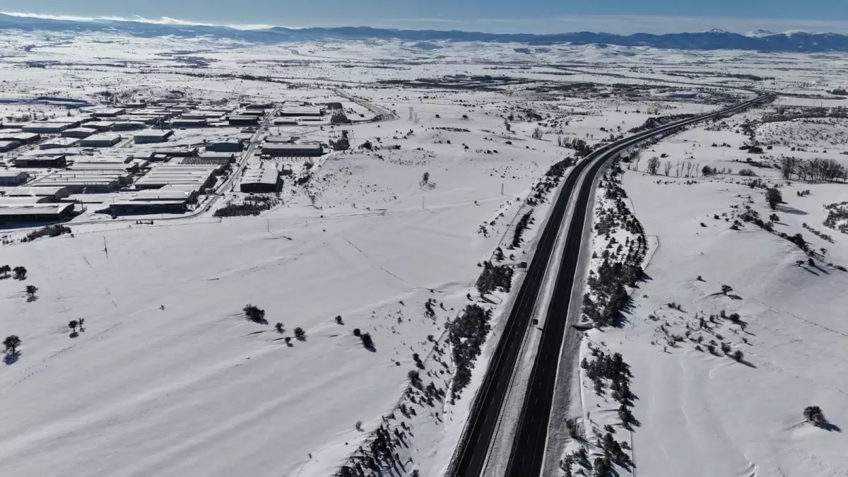 Bakanlık: D-100 Devlet Yolu'nun Gerede-Karabük kesimi ulaşıma açıldı