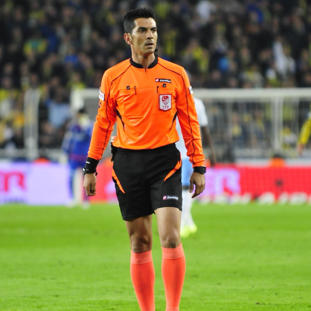 Bombshell claim from former referee: A club from the Super League may be relegated