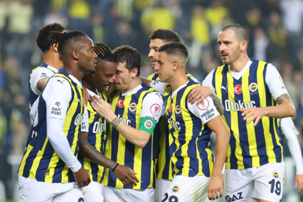 Fenerbahçe'nin eski yıldızı gittiği takımda kral oldu