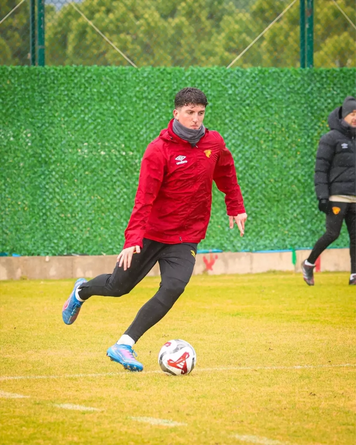 Göztepe, ikinci yarı hazırlıklarına devam etti