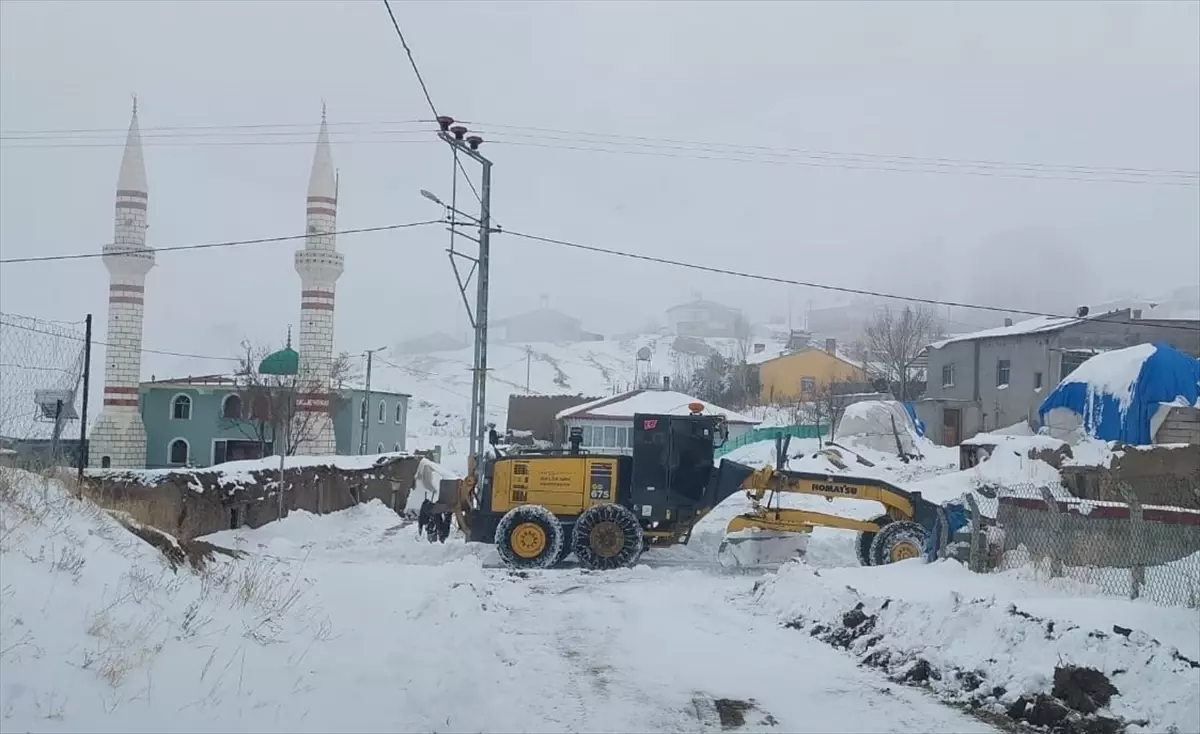Iğdır ve Ardahan'da kardan kapanan 94 köy yolunda yeniden ulaşım sağlandı