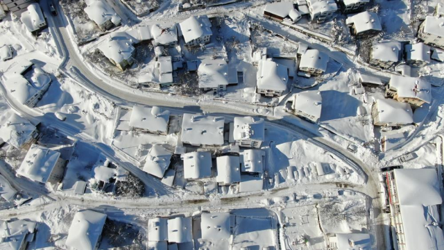 The district is buried in snow! Citizens cannot find their cars