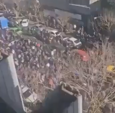 أزمة الدولار التي أوقفت إيران! دعوة بيزكيان 'دعونا نتحدث'