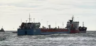 İstanbul Küçükçekmece açıklarında iki tanker birbirine temas etti