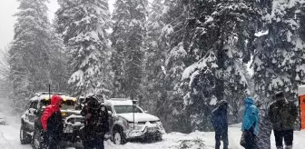 Karabük'te Sarıçiçek Yaylası'nda mahsur kalan 7 kişi kurtarıldı