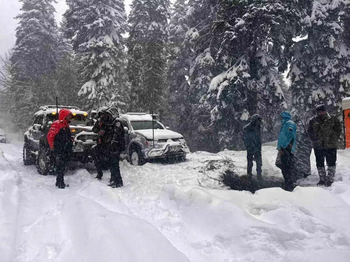 Karabük'te yaylada mahsur kalan 7 kişi kurtarıldı