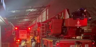 Küçükçekmece'de trafo yangınında 2 kişi yaralandı