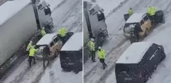 Mardin'de trafik polislerinden yürekleri ısıtan yardım