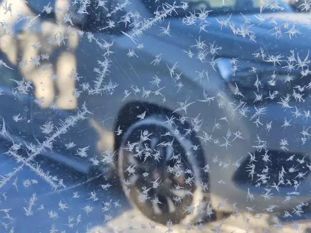 Saçlar, kirpikler, çamaşırlar dakikalar içinde donuyor! Sibirya soğukları birçok ilde hayatı durma noktasına getirdi 7 sibirya soguklari bircok ilde hayati durma 19405971 6570 m