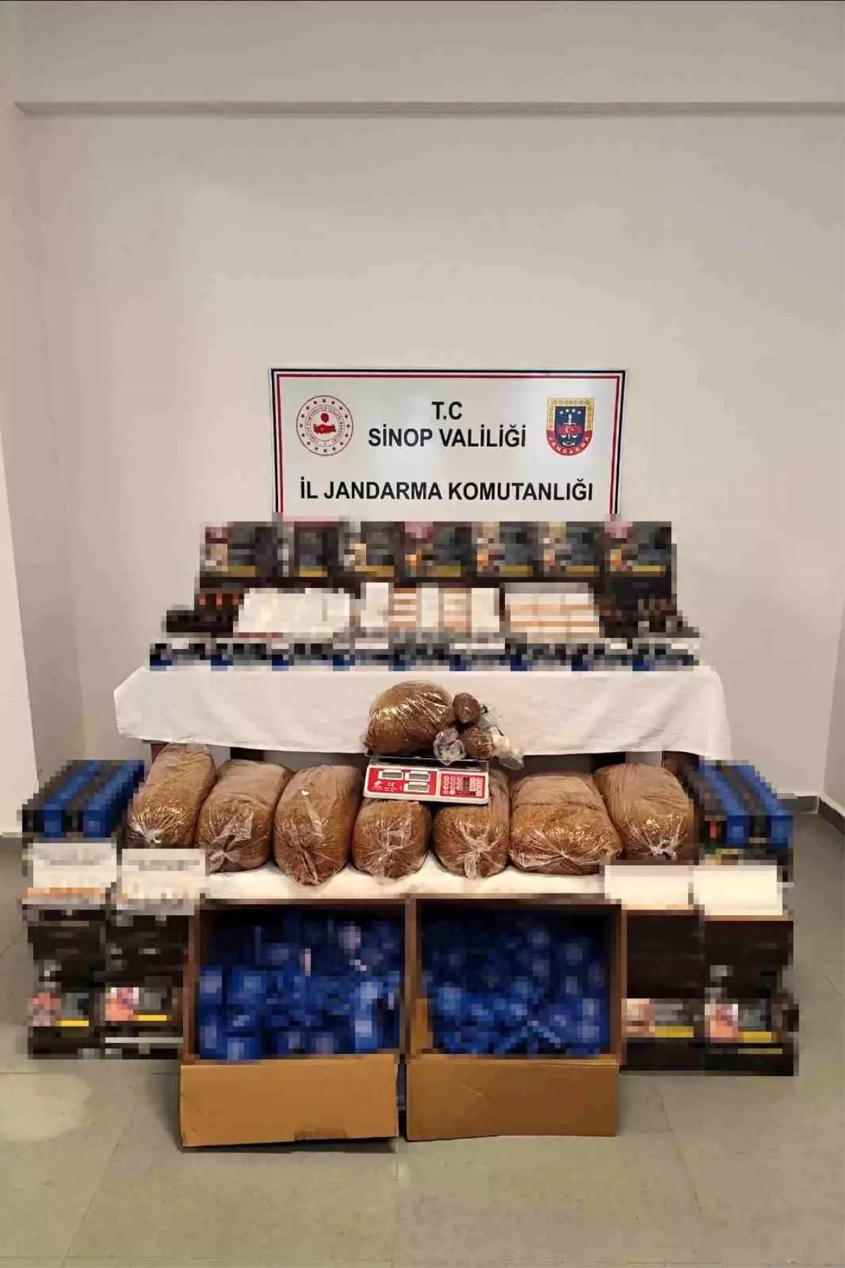 Sinop'ta kaçak tütün operasyonu: 3 gözaltı