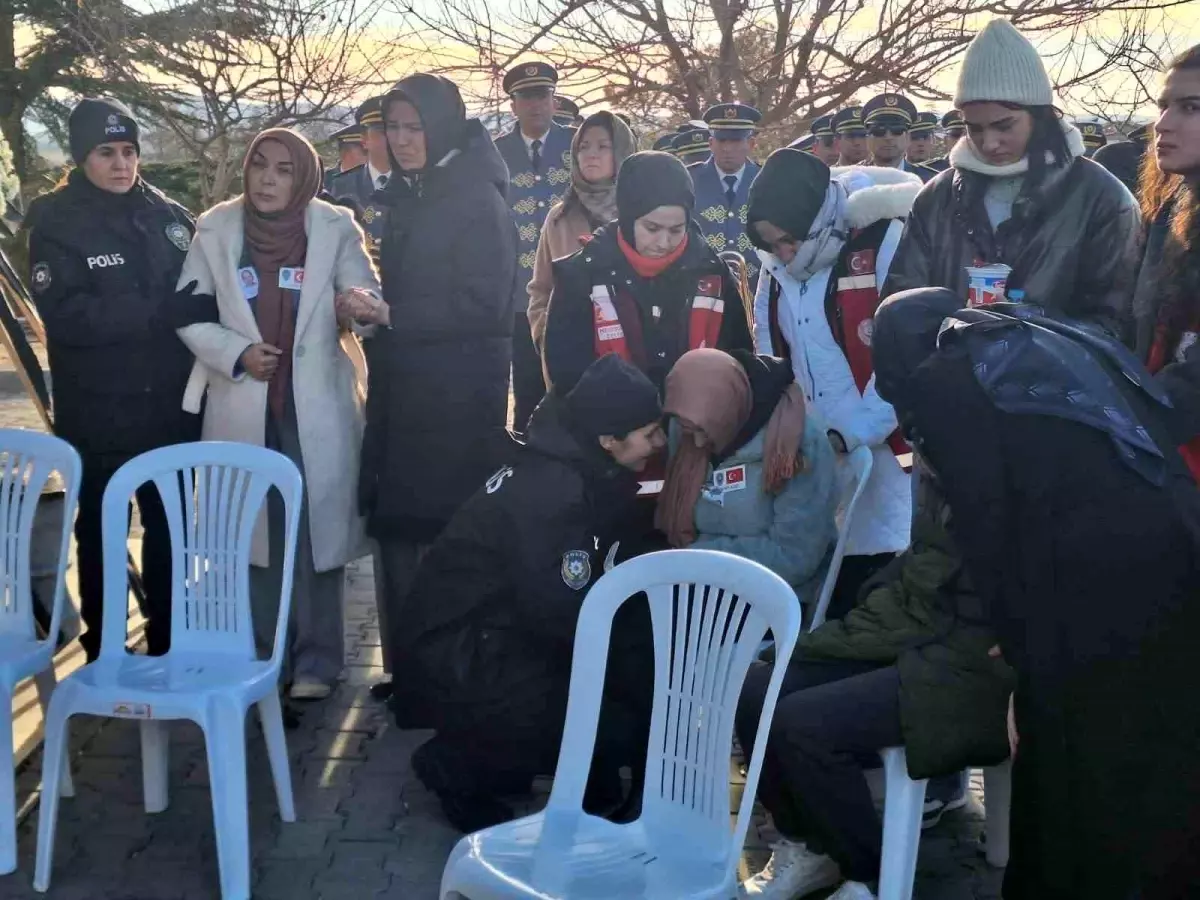 Teröristlerle çıkan çatışmada şehit olan Yasin Koçyiğit, Ankara'da son yolculuğuna uğurlandı