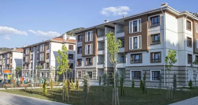 TOKİ 500 bin konut kura takvimi: 30 Aralık TOKİ sosyal konut projesi Şırnak ve Hakkari kura çekimi ne zaman, saat kaçta? TOKİ 500 bin konut kura takvimi: 30 Aralık TOKİ sosyal konut projesi Şırnak ve Hakkari kura çekimi ne zaman, saat kaçta?