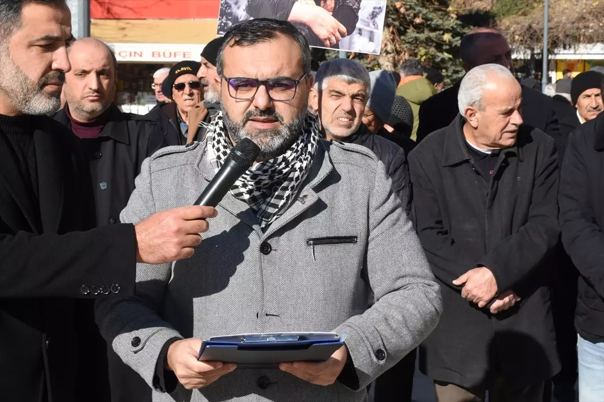 Yalova'da şehit olan polisler ve Kassam Tugayları üyeleri için Malatya'da cenaze namazı kılındı