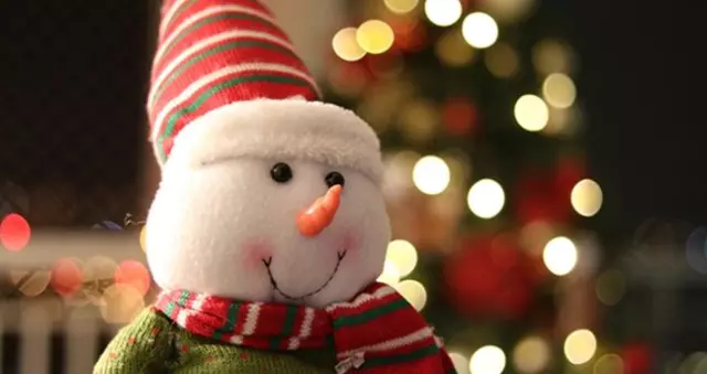 Yılbaşı gecesi eski sevgiliye atılacak mesajlar: Yılbaşı gecesi eski sevgiliye ne yazılır, ne denir?