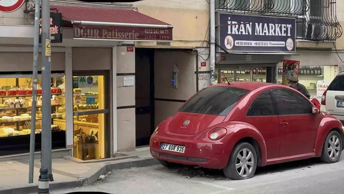 Yönetmen Seren Yüce, evinde silahlı saldırıya uğradı