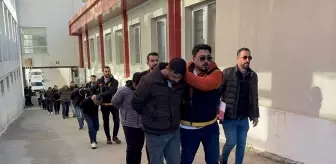 Adana'da 2 kişinin öldüğü silahlı kavgaya karışan 11 zanlı tutuklandı
