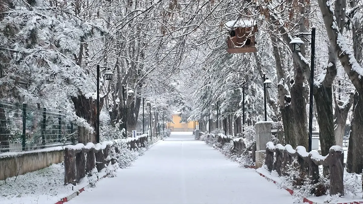 Amasya'nın iki ilçesinde eğitime kar engeli