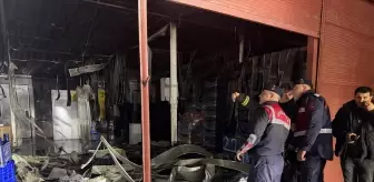 Antalya'da muz sarartma tesisinde çıkan yangın hasara yol açtı