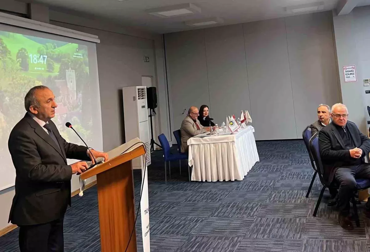 Başkan Yılmaz bazı sektörlerdeki daralmaya dikkat çekti