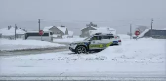 Bolu Dağı'nda kar yağışı nedeniyle ağır tonajlı araçların geçişine izin verilmiyor