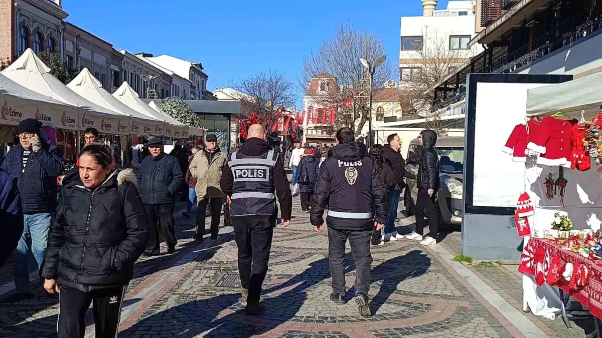 Edirne polisi işlek noktalarda güvenliği arttırdı