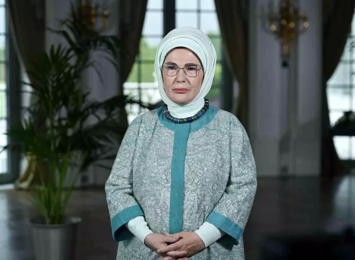 Emine Erdoğan, yıl boyunca katıldığı programlarda İsrail'in Gazze'de uyguladığı soykırıma dikkat çekerek z...