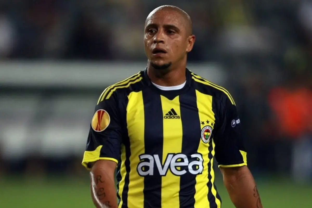 Fenerbahçe'nin eski yıldızı Roberto Carlos hastaneye kaldırıldı