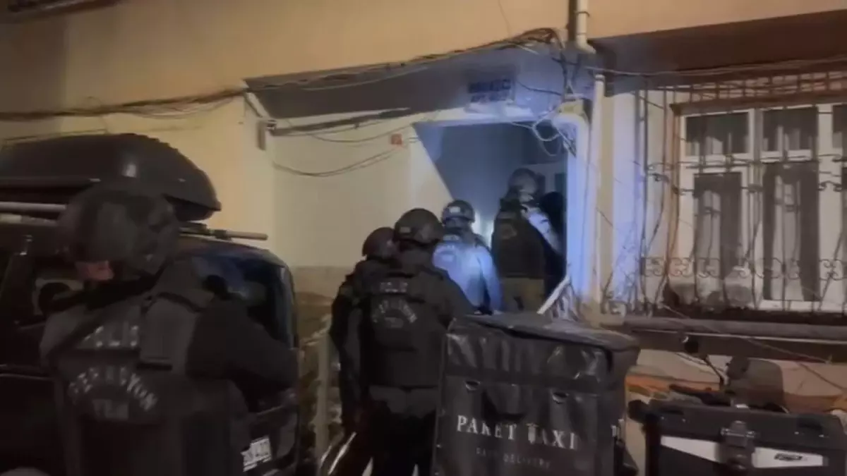 İstanbul'da DEAŞ operasyounu: 29 gözaltı