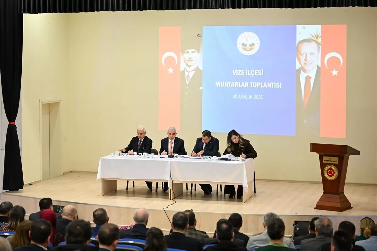 Kırklareli Valisi Turan, muhtarlarla bir araya geldi