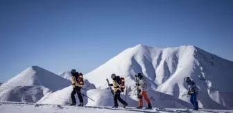 Palandöken'in 'kayaklı 112 sağlık ekibi' sporcu kazalarına anında müdahale edecek