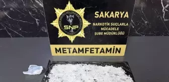 Sakarya'da uyuşturucu sevkiyatı iddiasıyla 2 zanlı tutuklandı