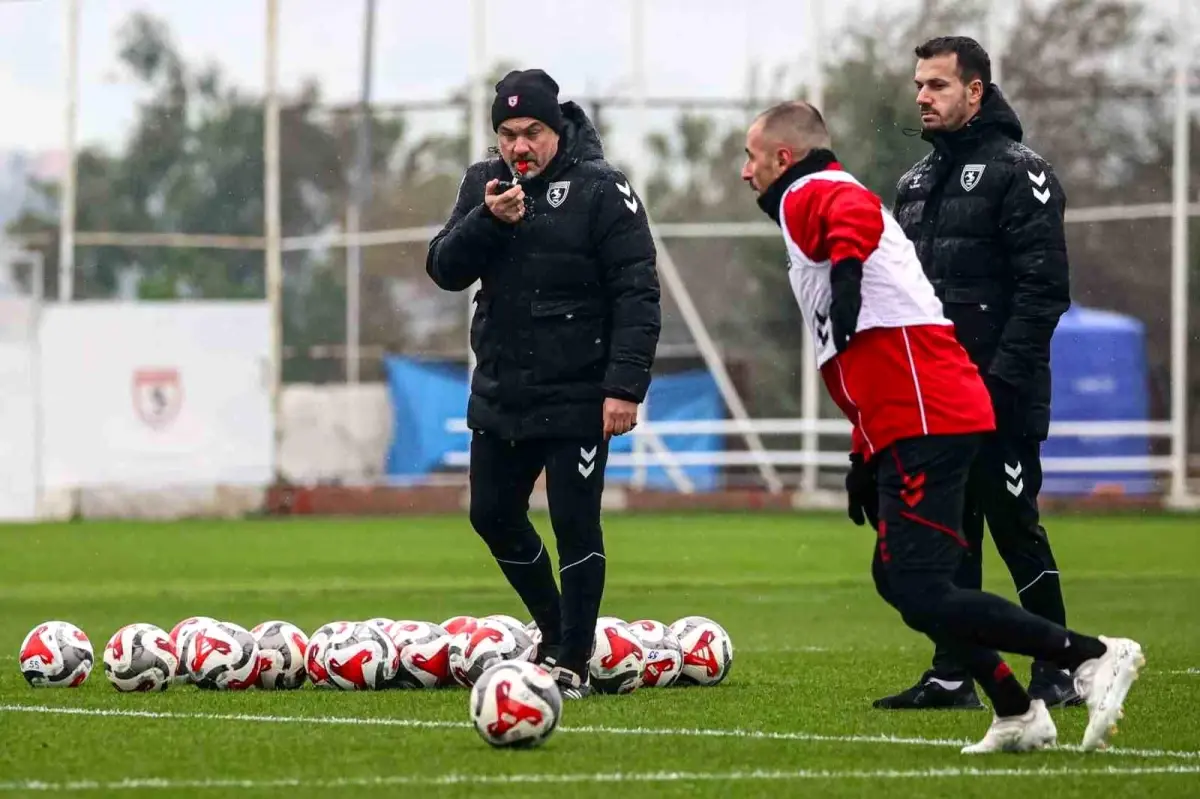 Samsunspor, Fenerbahçe maçı hazırlıklarına başladı