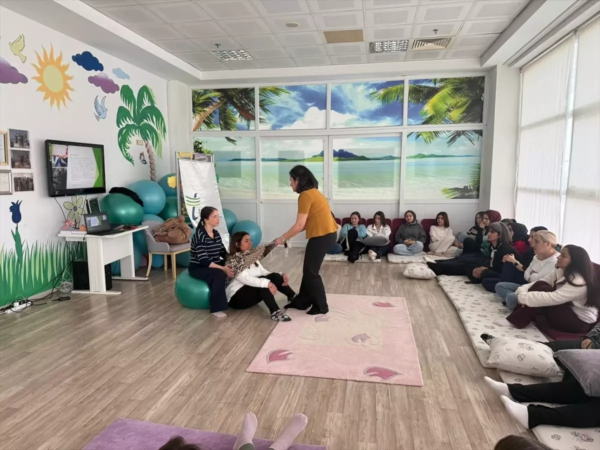 Tekirdağ'da normal doğuma yönelik ebe destekli proje hayata geçirildi