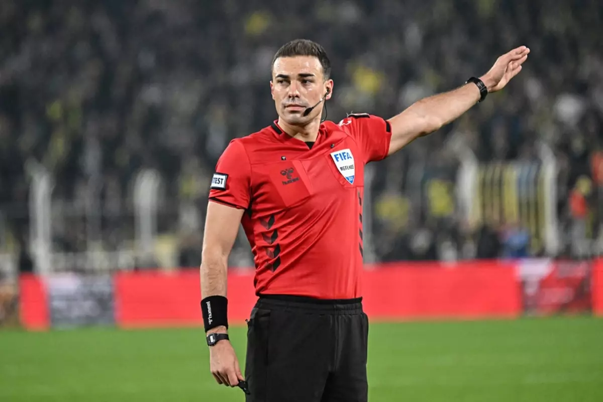 TFF, 2026 yılında FIFA kokartı takacak hakemleri belirledi