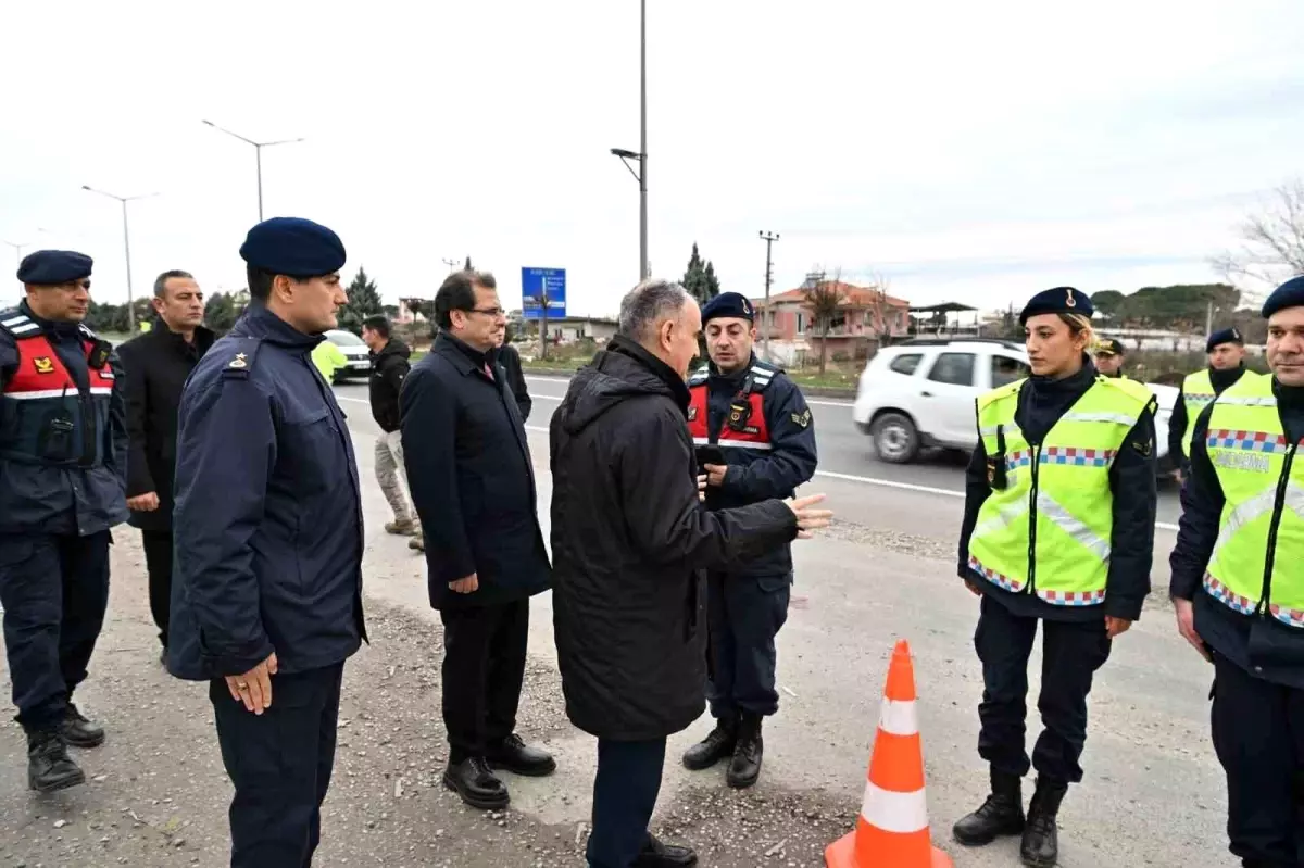 Vali Özkan'dan Salihli'de yılbaşı güvenlik denetimi
