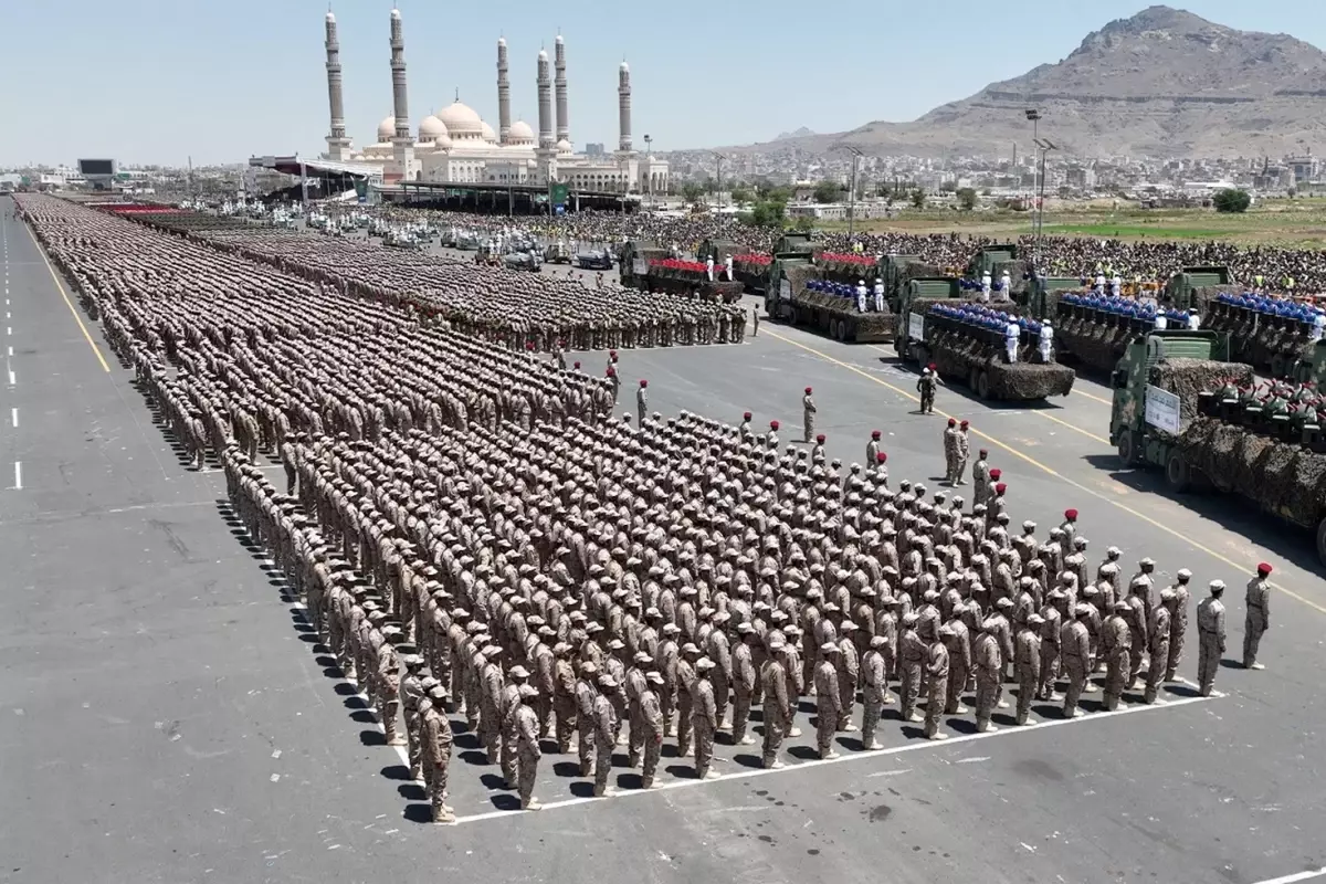 Yemen ordusu teyakkuza geçti: Başkomutanın vereceği tüm görevlere hazırız