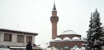 Amasya'da kar yağışı etkisini sürdürüyor