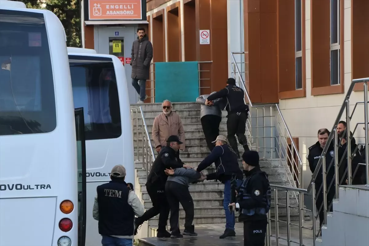 Yalova'da DEAŞ Operasyonunda 25 Zanlı Adliyeye Sevk Edildi