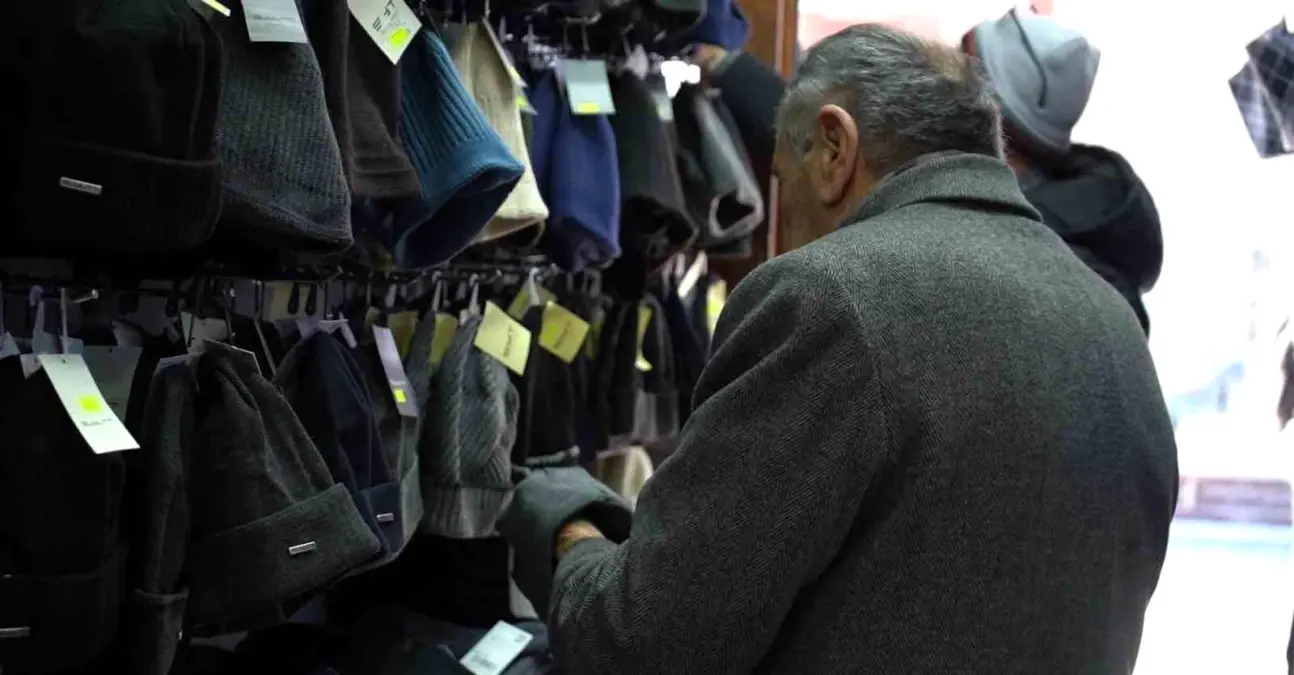 Asırlık çarşıda tezgahlar sanal vitrine taşınıyor: Esnaf e-ticaretle yüzleşiyor