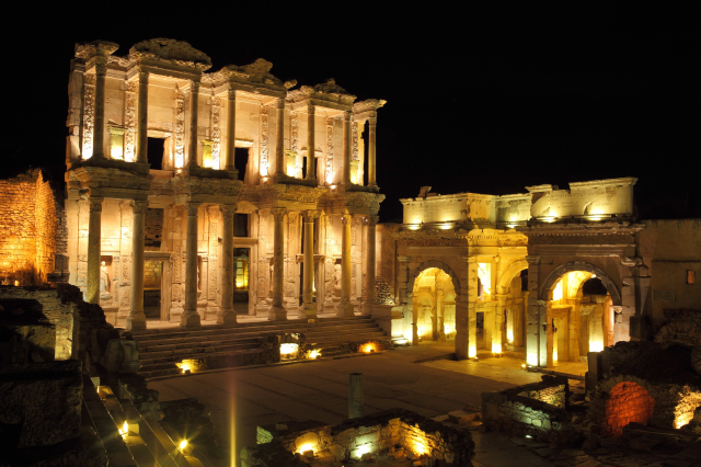 Bakan Ersoy, 2025'te En Çok Ziyaret Edilen Müzeleri Açıkladı