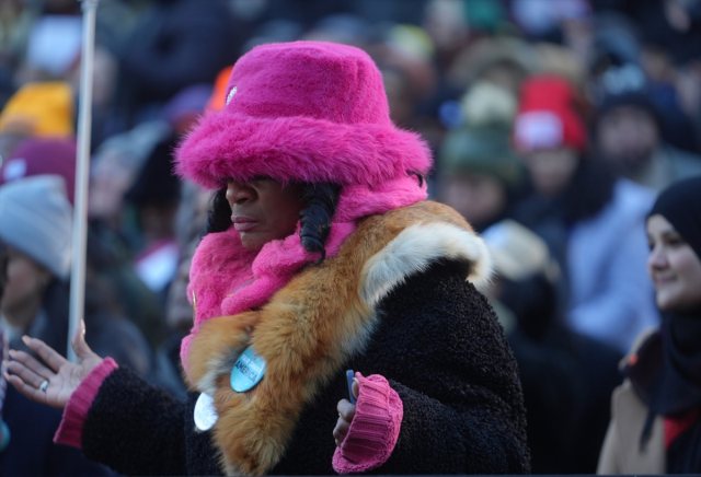 eksi 13 derecede halkin onunde yemin etti 19417542 4861 m