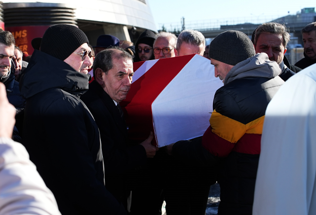 fatih terim gokmen ozdenak bir hafta once gece 19419082 5433 m